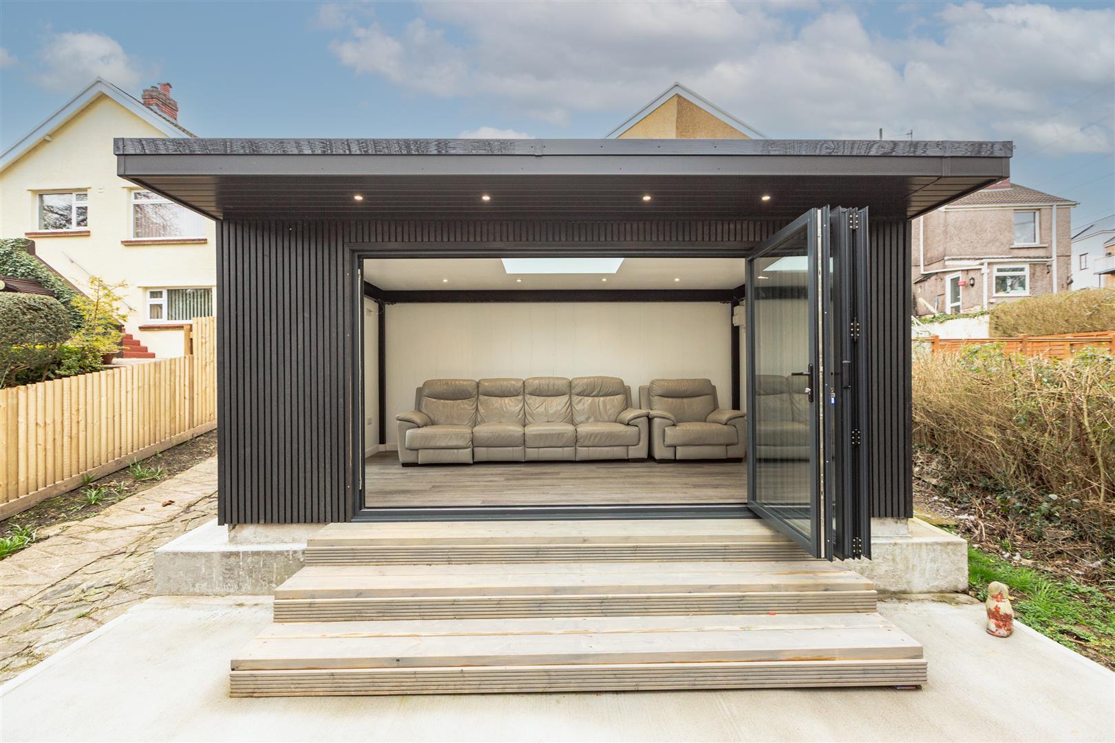 Frederick Place, Llansamlet, Swansea, SA7 9TX